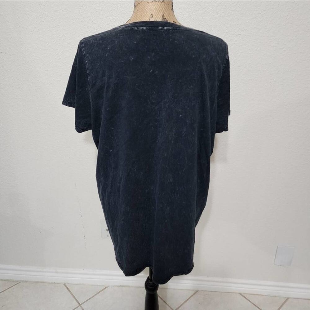 TORRID Girl Mayhem skull super soft tee shirt plus‎ size 2 2X - Picture 2 of 7